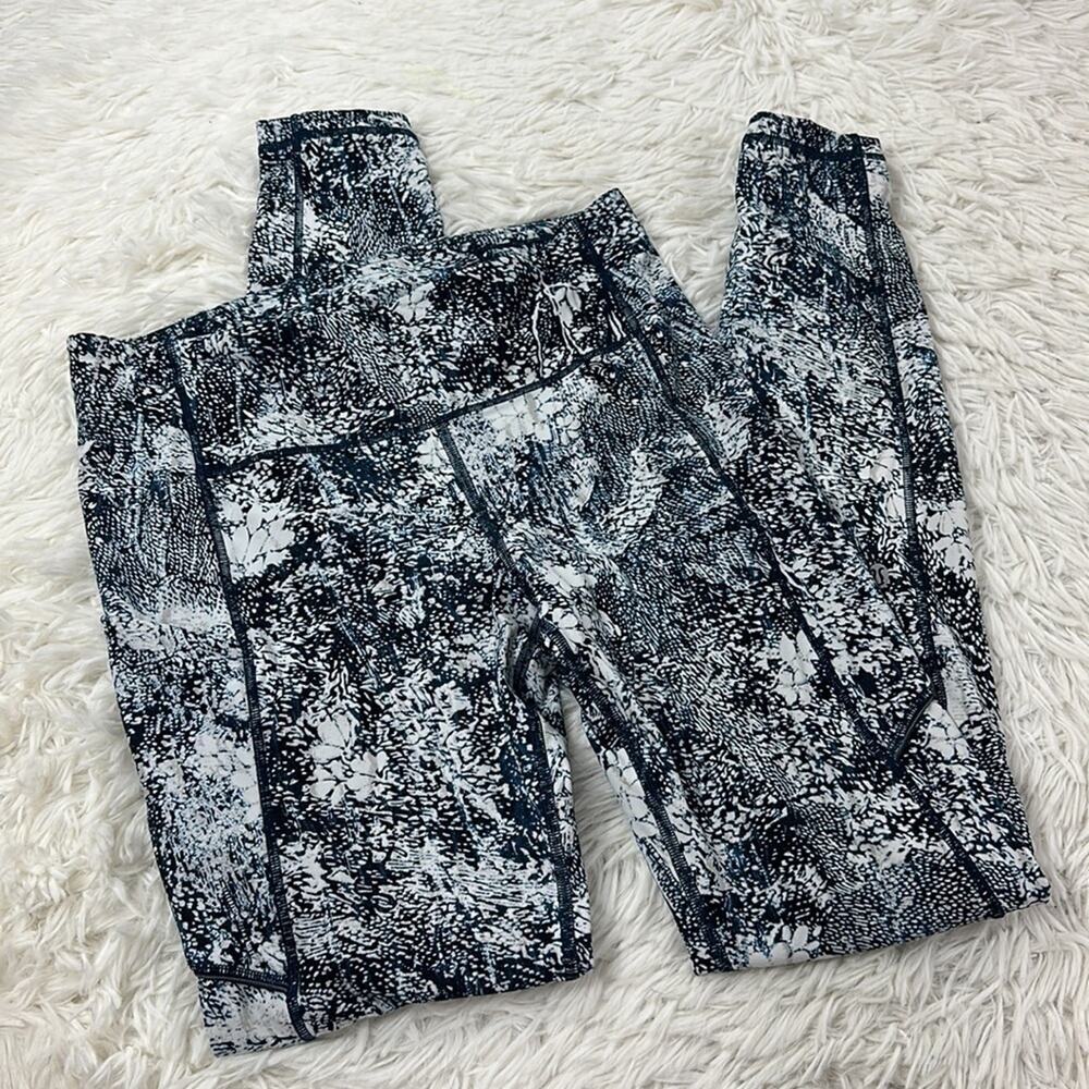 Lululemon Speed Up Tight *Full-On Luxtreme 28" Wildwood Multi